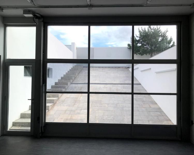 Construcciones Metálicas Fita puerta desde interior